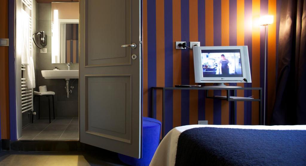 Hotel Clocchiatti Next Удине Стая снимка